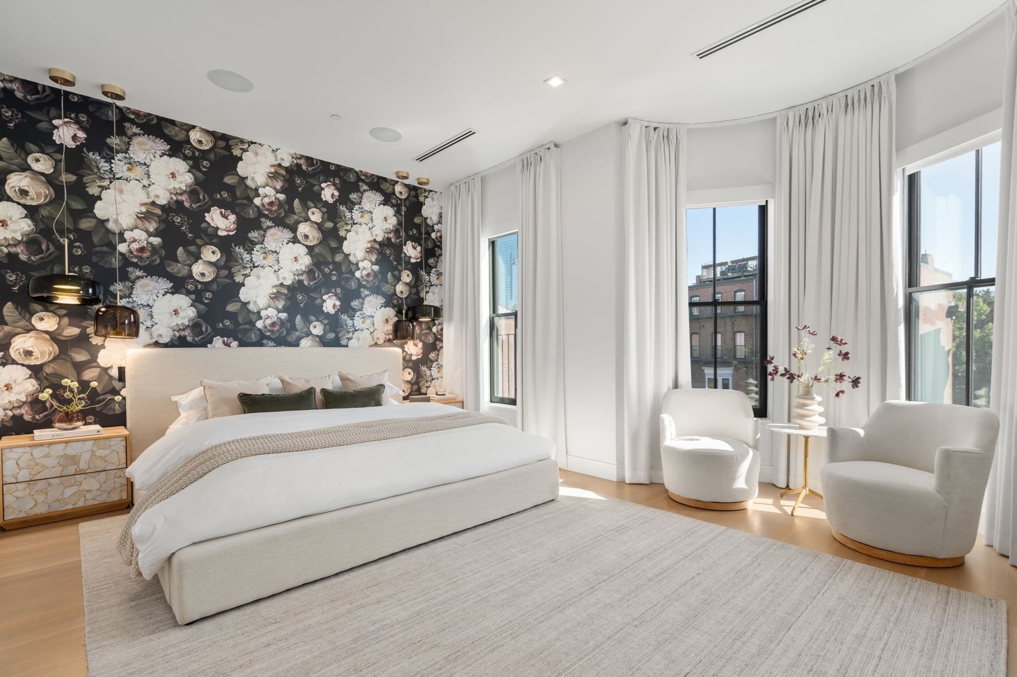 Condominium at 189 W Brookline St PH, Boston MA 02118, photo 14 of 42