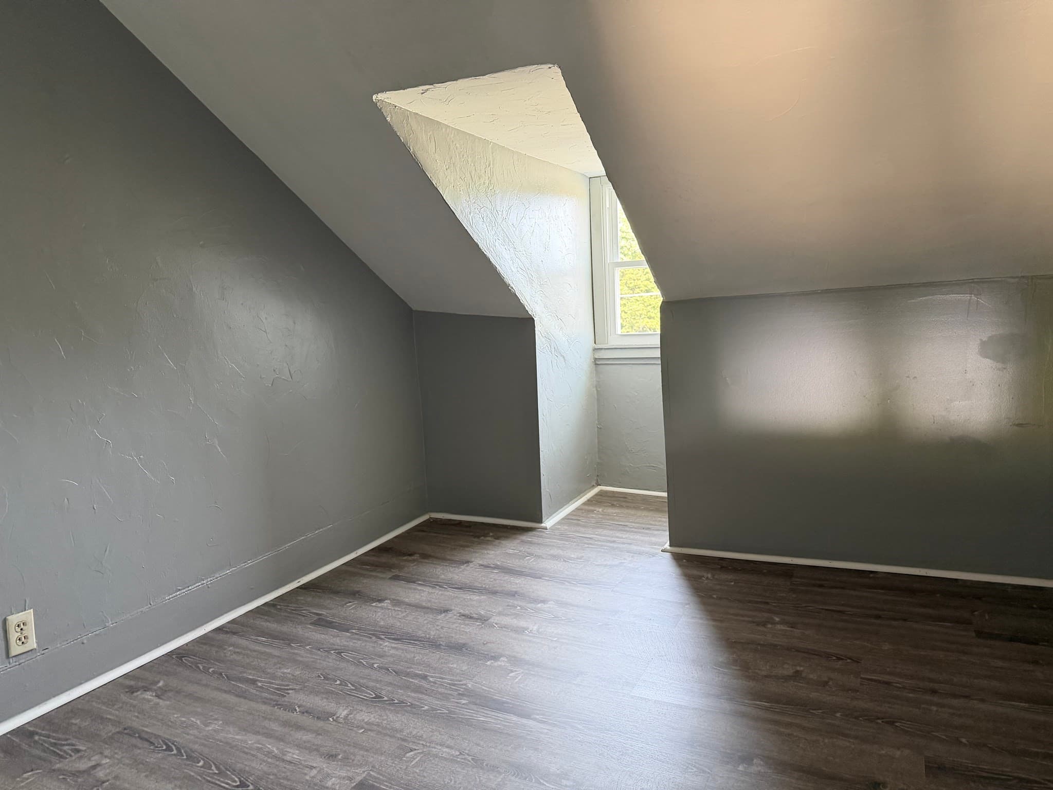 3 Family at 47 West, Southbridge MA 01550, Southbridge, photo 23 of 27
