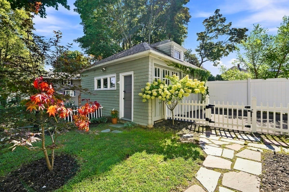 Single Family Residence at 23 Brooklawn Terrace, Lynn MA 01904, Lynn, photo 37 of 42