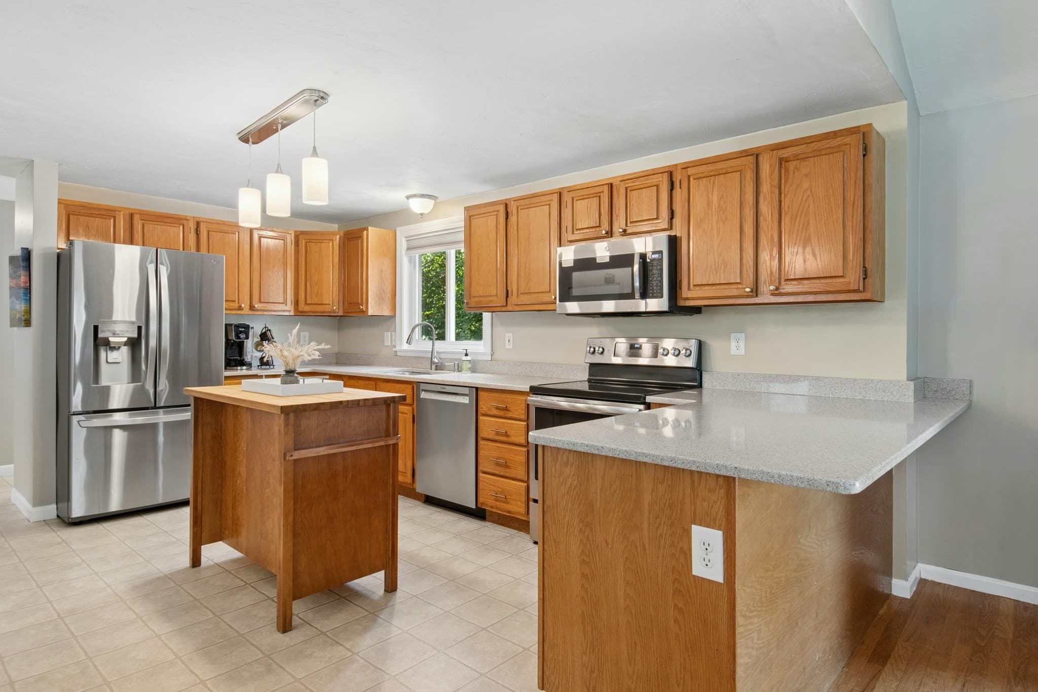 Single Family Residence at 277 Wachusett Street, Holden MA 01520, Holden, photo 12 of 42