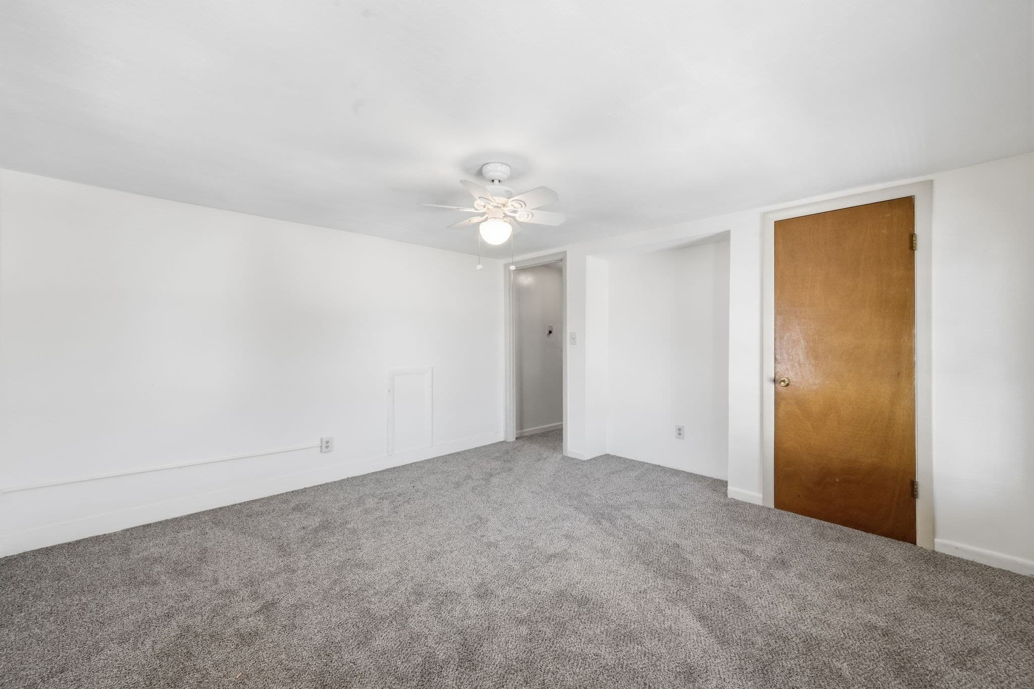 3 Family at 37 Howard St, Chicopee MA 01013, Chicopee, photo 25 of 39
