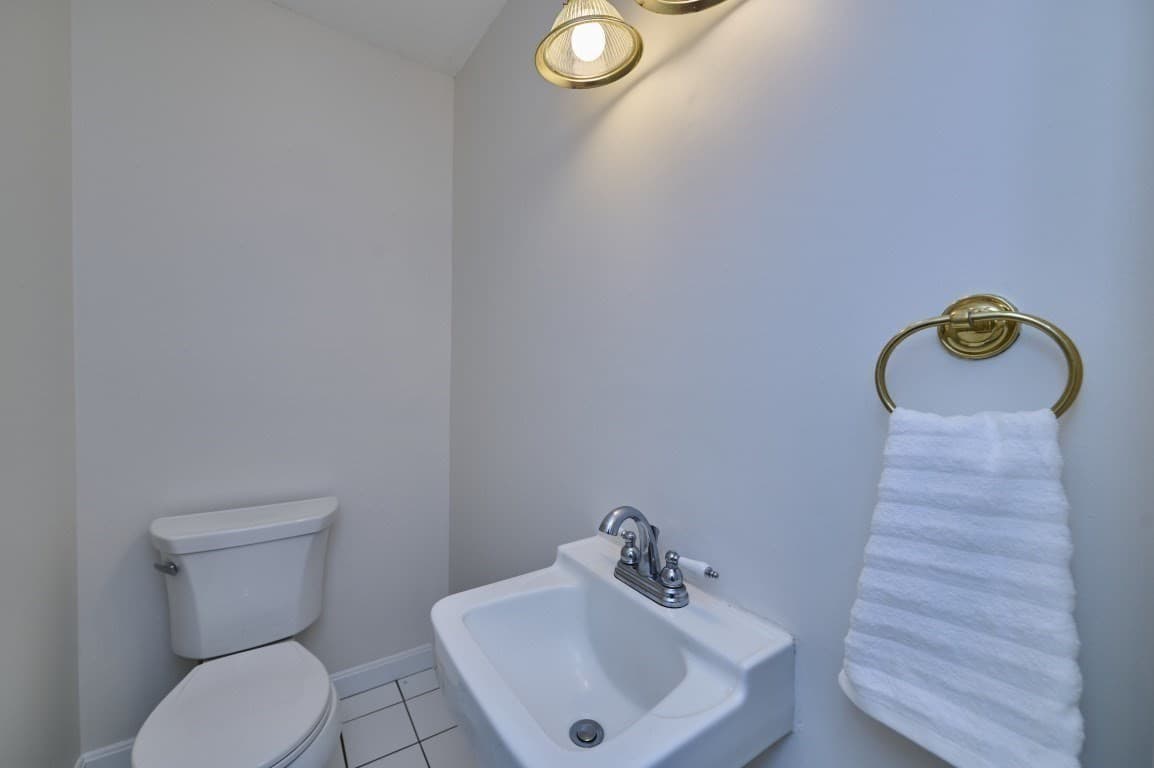 Condominium at 12 Walcott Valley Drive # 12, Hopkinton MA 01748, Hopkinton, photo 12 of 26