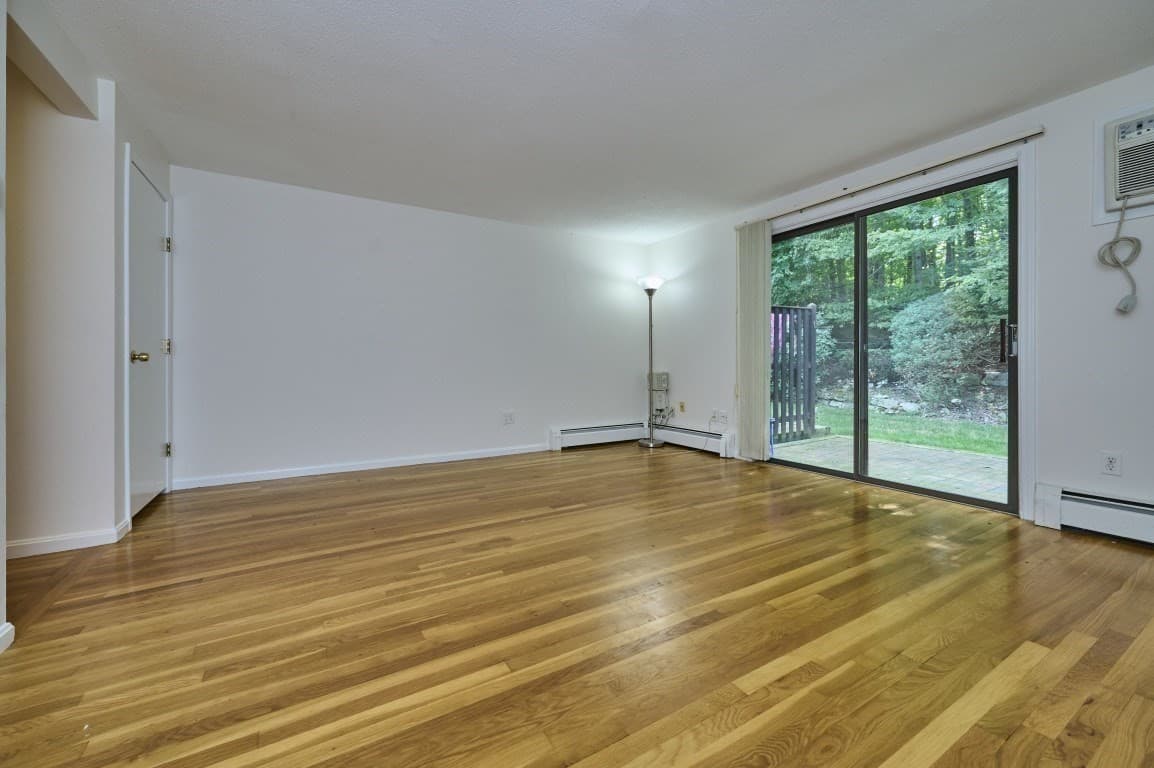 Condominium at 12 Walcott Valley Drive # 12, Hopkinton MA 01748, Hopkinton, photo 8 of 26