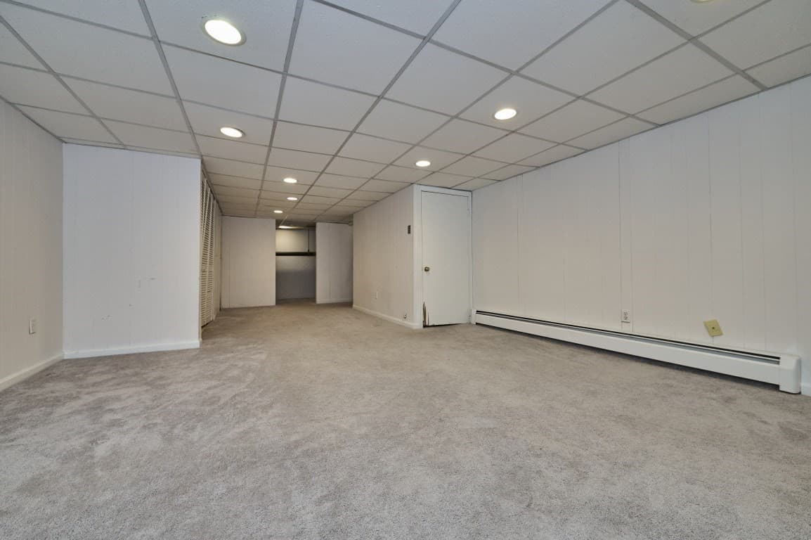 Condominium at 12 Walcott Valley Drive # 12, Hopkinton MA 01748, Hopkinton, photo 21 of 26