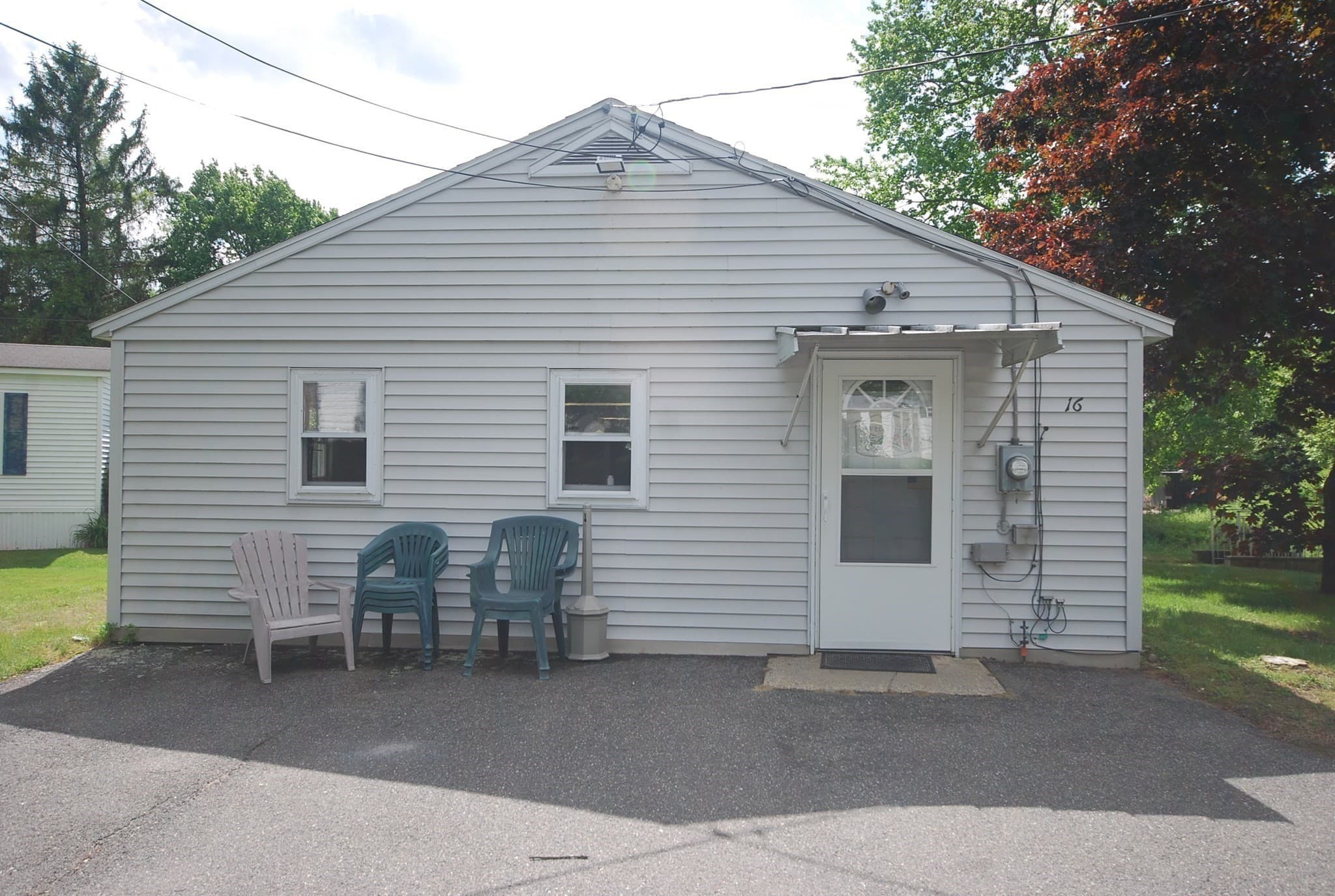 Mobile Home at 18 Riverview Circle, Brimfield MA 01010, photo 32 of 34