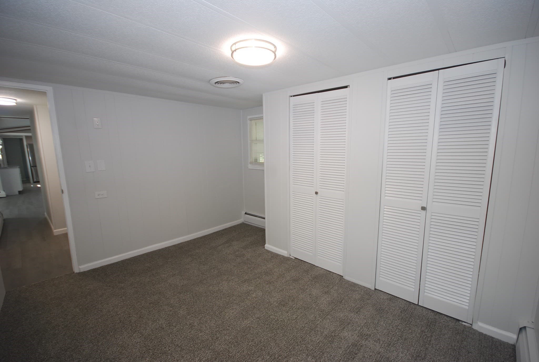 Mobile Home at 18 Riverview Circle, Brimfield MA 01010, photo 24 of 34