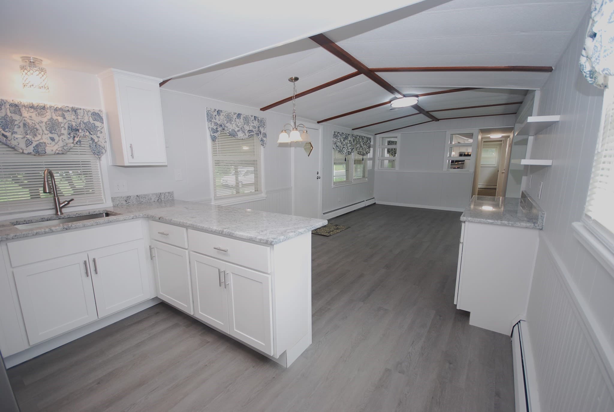 Mobile Home at 18 Riverview Circle, Brimfield MA 01010, photo 11 of 34