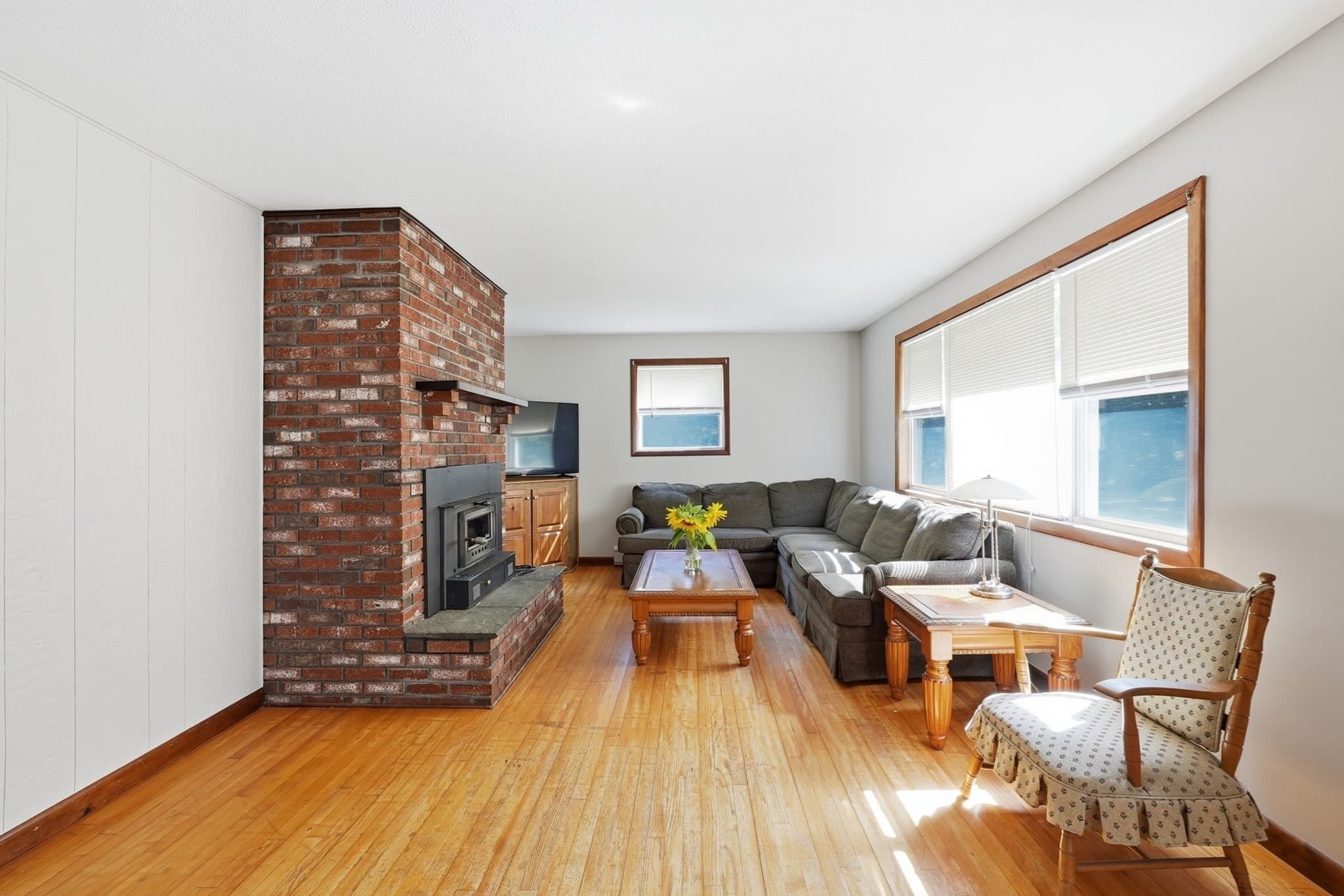 Single Family Residence at 42 Lakeview Dr, West Brookfield MA 01585, West Brookfield, photo 12 of 31