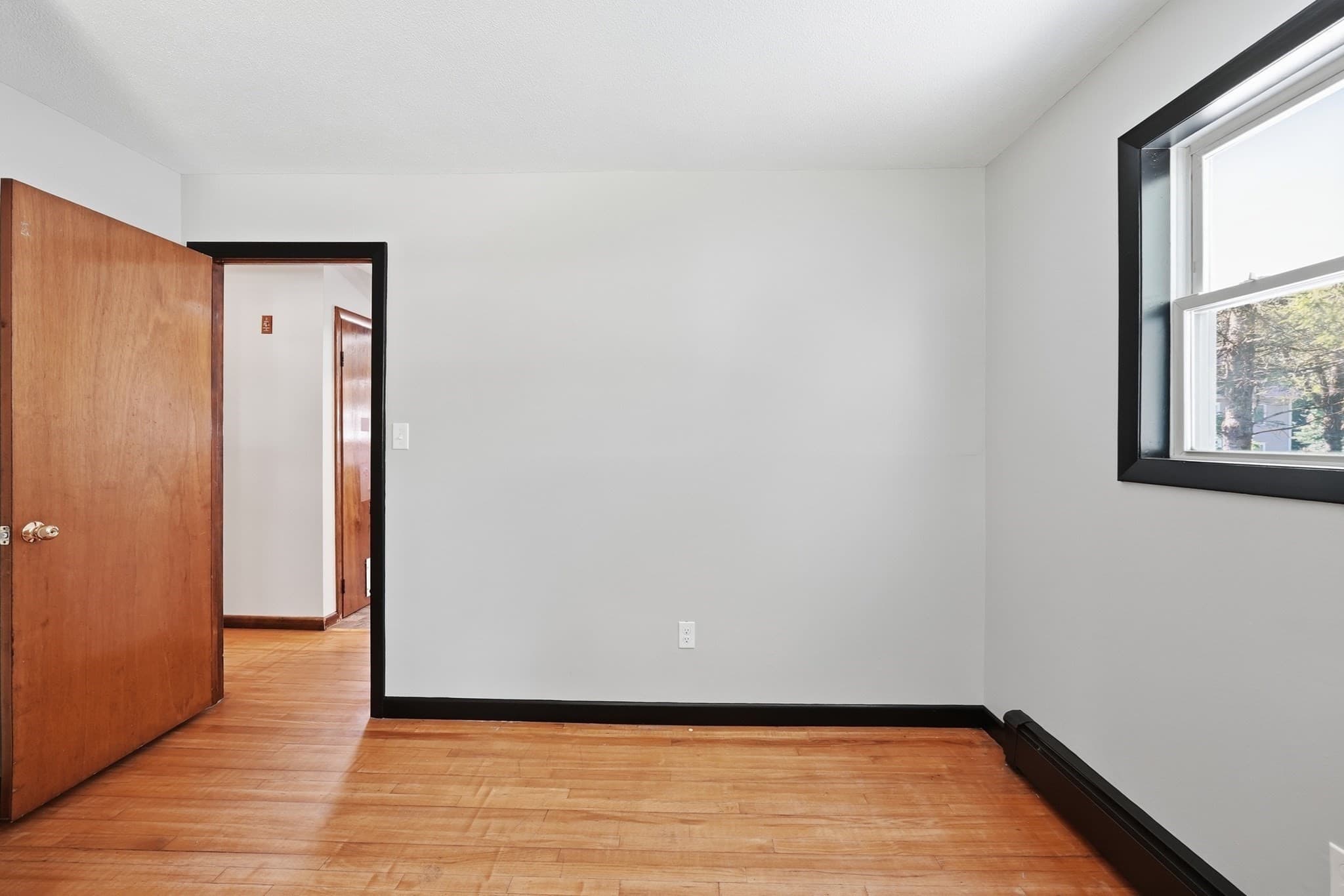 Single Family Residence at 42 Lakeview Dr, West Brookfield MA 01585, West Brookfield, photo 15 of 31