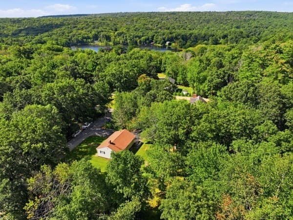 Single Family Residence at 42 Lakeview Dr, West Brookfield MA 01585, West Brookfield, photo 31 of 31