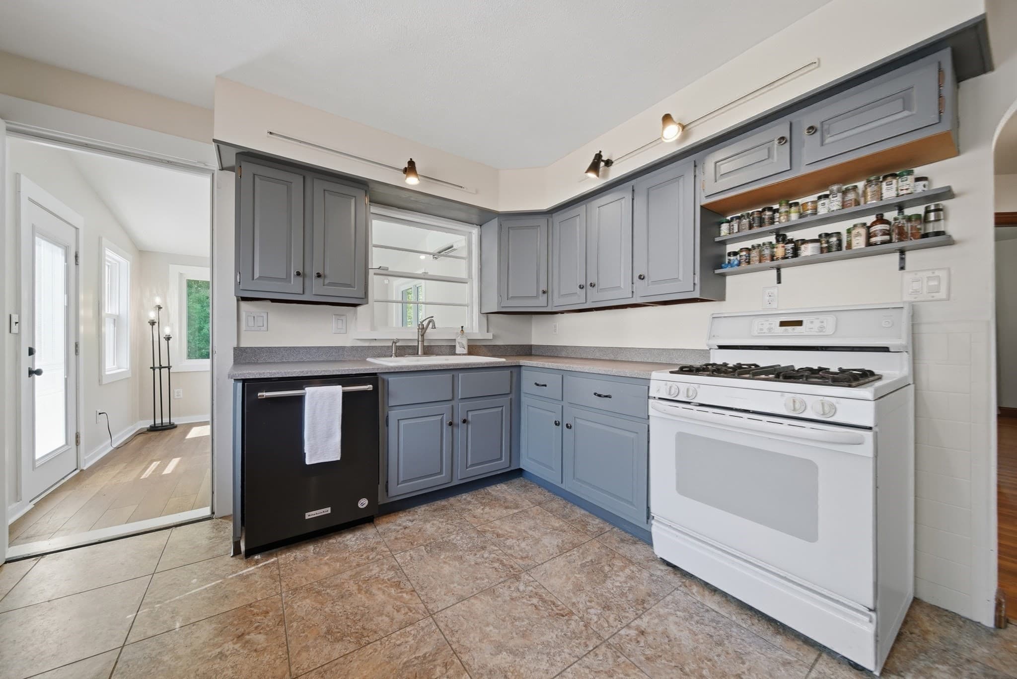 Single Family Residence at 38 1/2 Abington Ave, Peabody MA 01960, Peabody, photo 15 of 41
