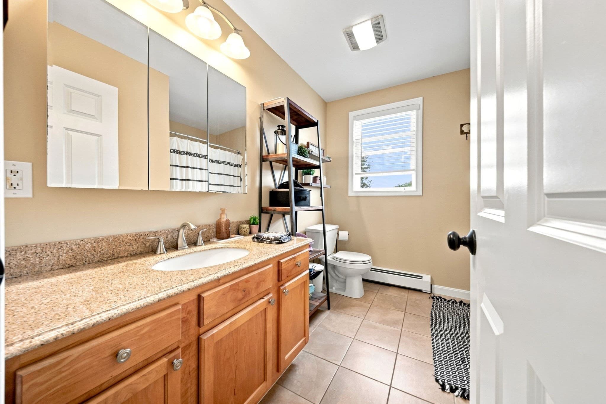 Condominium at 31 Ayer St # 31, Haverhill MA 01832, Haverhill, photo 23 of 38