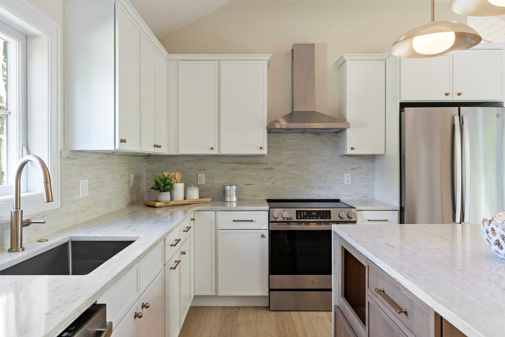 Condominium at 114 Hale St # 3, Beverly MA 01915, Beverly, photo 12 of 14