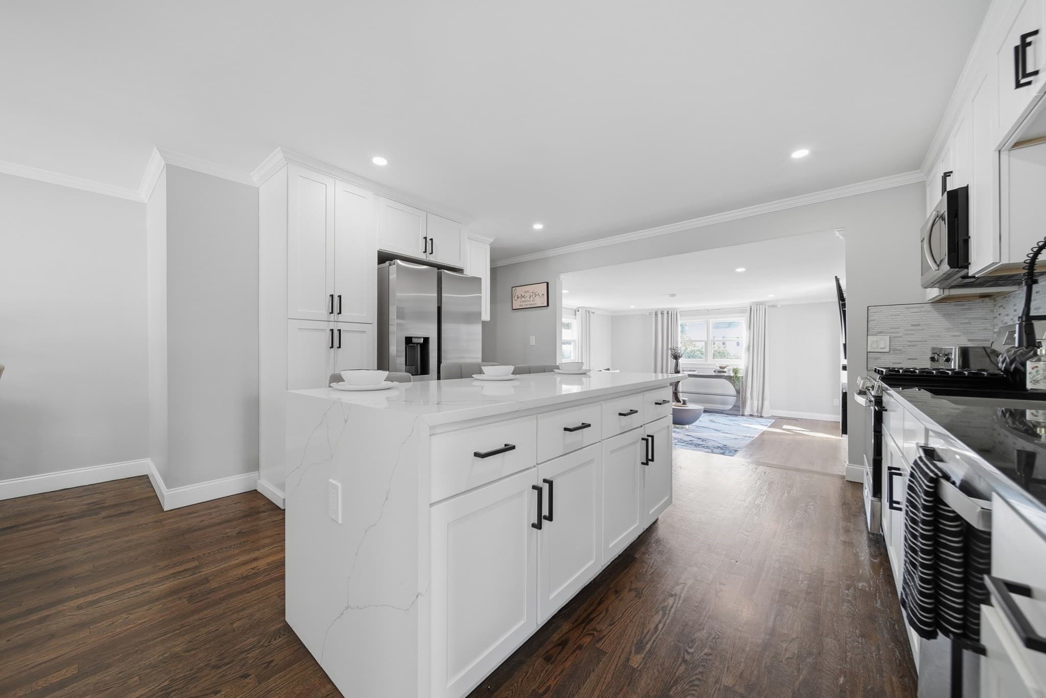 Single Family Residence at 107 New York St, Lowell MA 01854, Lowell, photo 13 of 39