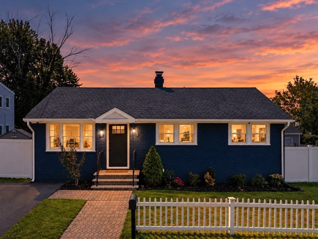 107 New York St, Lowell MA 01854