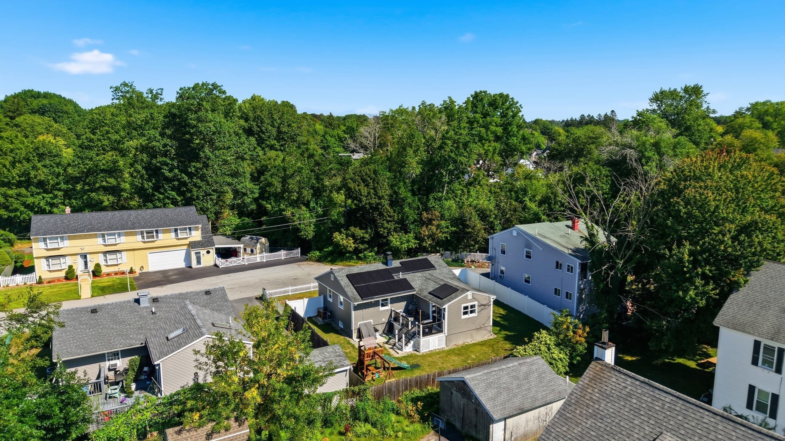 Single Family Residence at 107 New York St, Lowell MA 01854, Lowell, photo 4 of 39