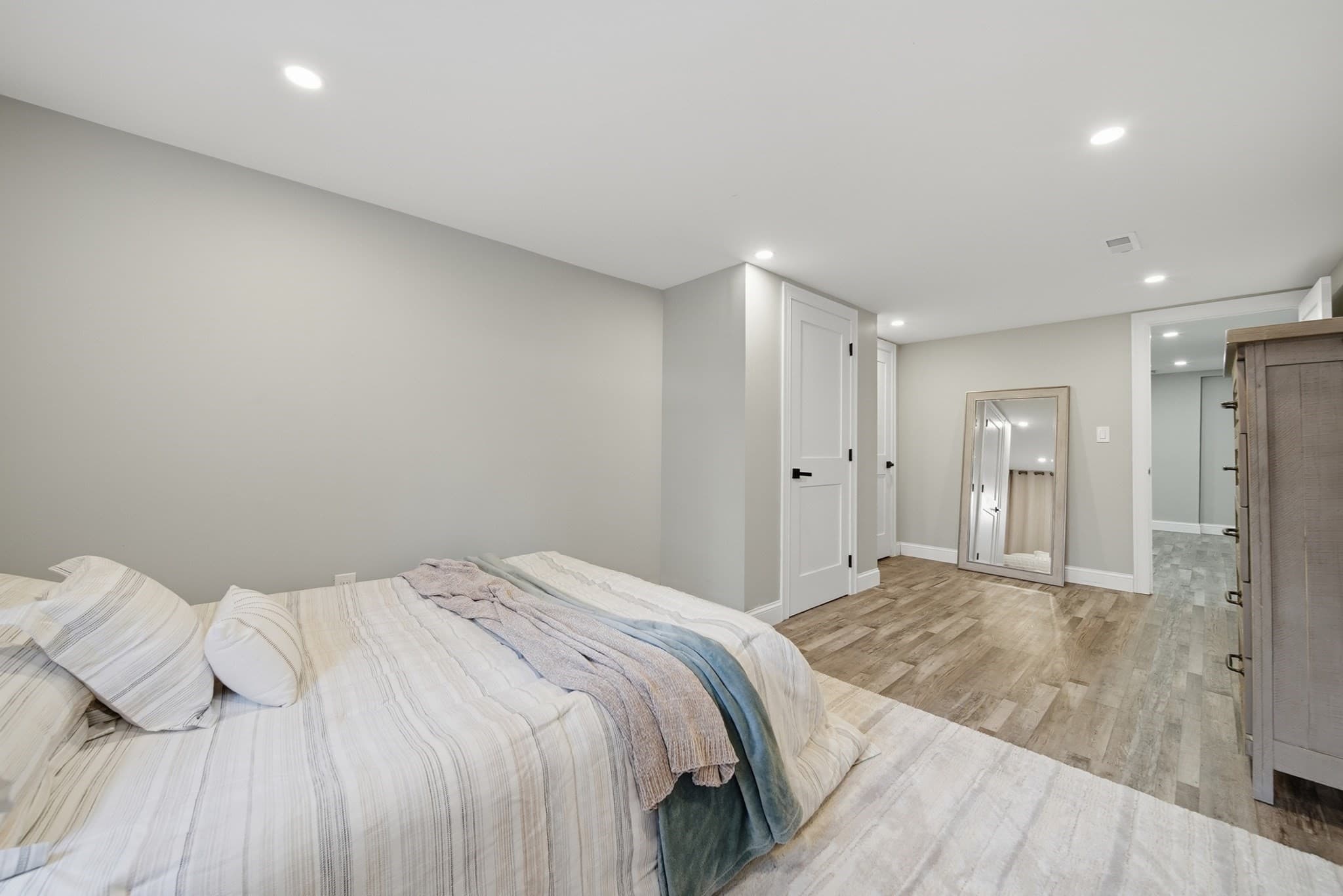 Single Family Residence at 107 New York St, Lowell MA 01854, Lowell, photo 25 of 39