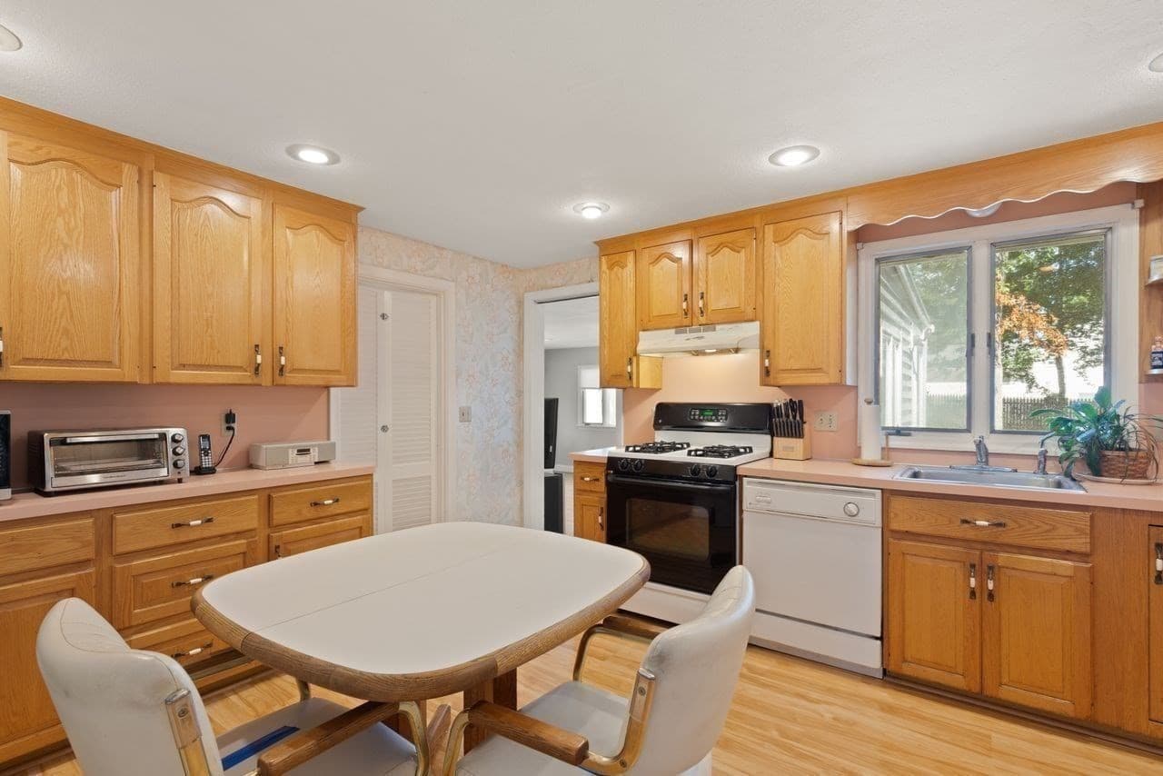Single Family Residence at 11 Imrie St, Randolph MA 02368, photo 17 of 33