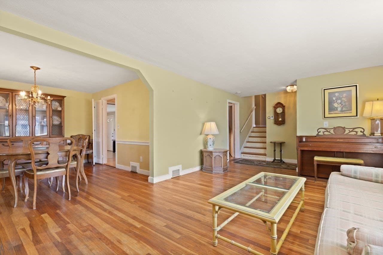 Single Family Residence at 11 Imrie St, Randolph MA 02368, photo 10 of 33