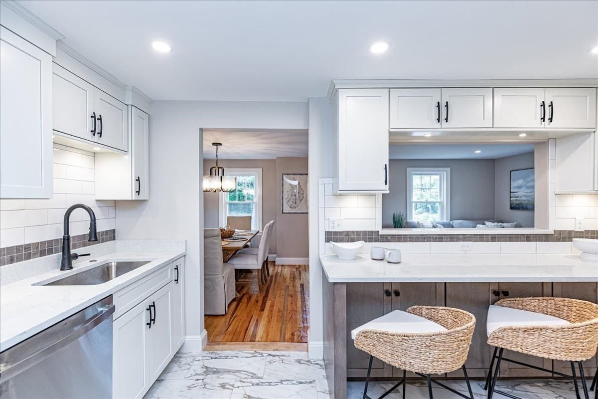 Single Family Residence at 39 Birch St, Tewksbury MA 01876, Tewksbury, photo 12 of 41