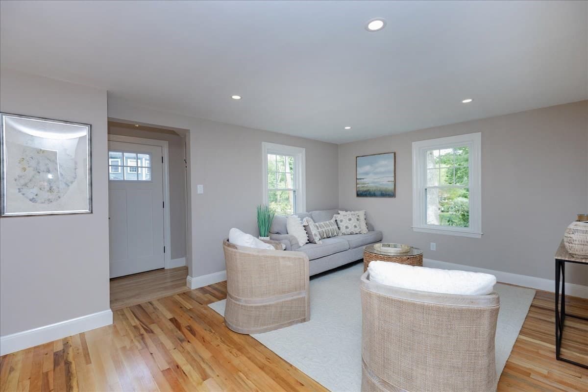 Single Family Residence at 39 Birch St, Tewksbury MA 01876, Tewksbury, photo 7 of 41