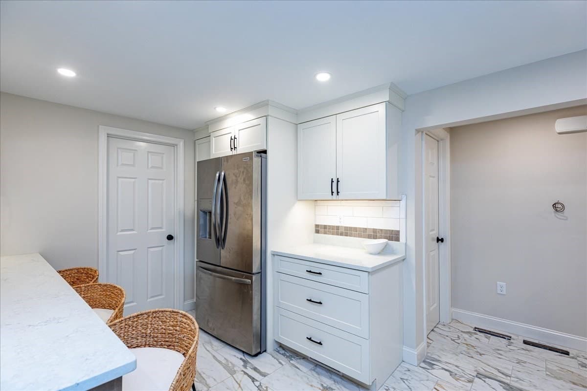 Single Family Residence at 39 Birch St, Tewksbury MA 01876, Tewksbury, photo 15 of 41