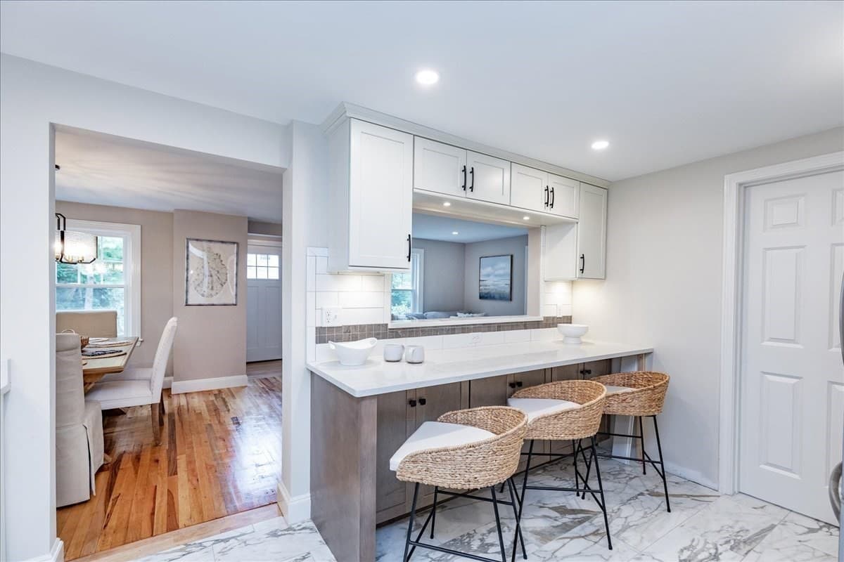 Single Family Residence at 39 Birch St, Tewksbury MA 01876, Tewksbury, photo 11 of 41