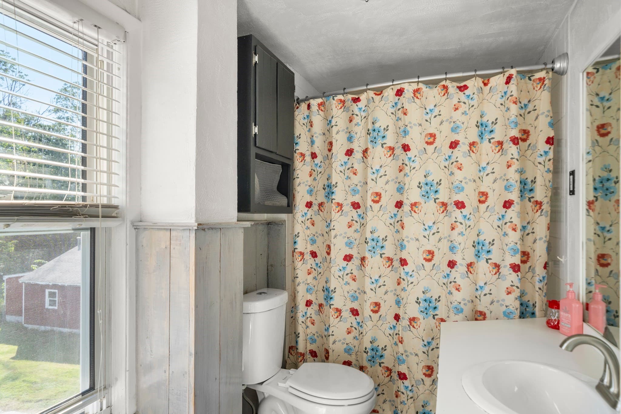 2 Family - 2 Units Up/Down at 40 Railroad Avenue, Taunton MA 02780, Taunton, photo 37 of 42