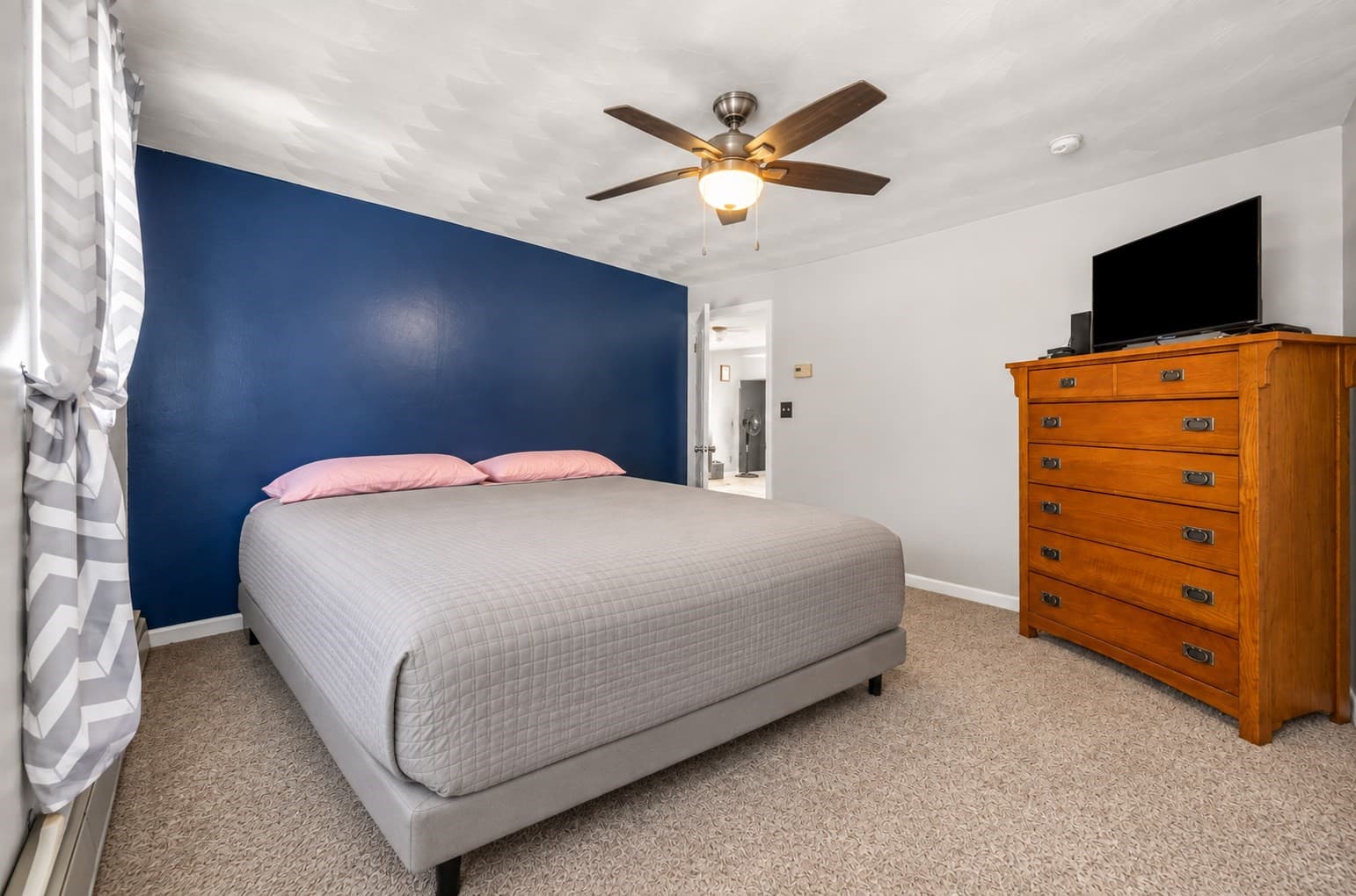 2 Family - 2 Units Up/Down at 40 Railroad Avenue, Taunton MA 02780, Taunton, photo 35 of 42