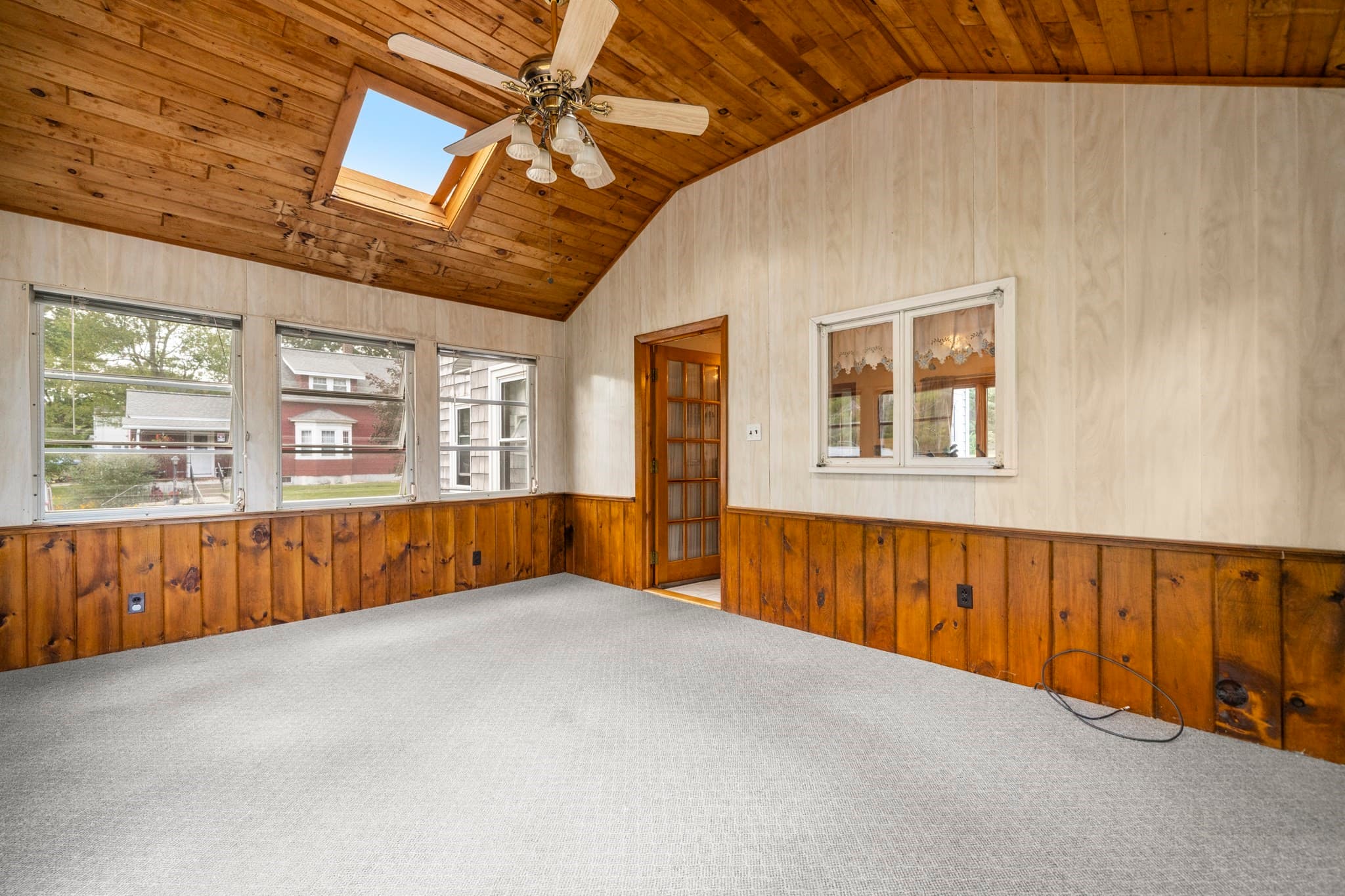 2 Family - 2 Units Up/Down at 40 Railroad Avenue, Taunton MA 02780, Taunton, photo 25 of 42