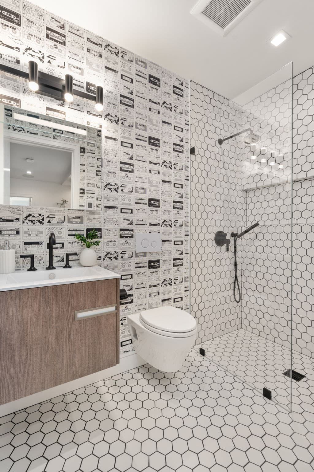 Single Family Residence at 189 W Brookline St, Boston MA 02118, Boston, photo 37 of 42