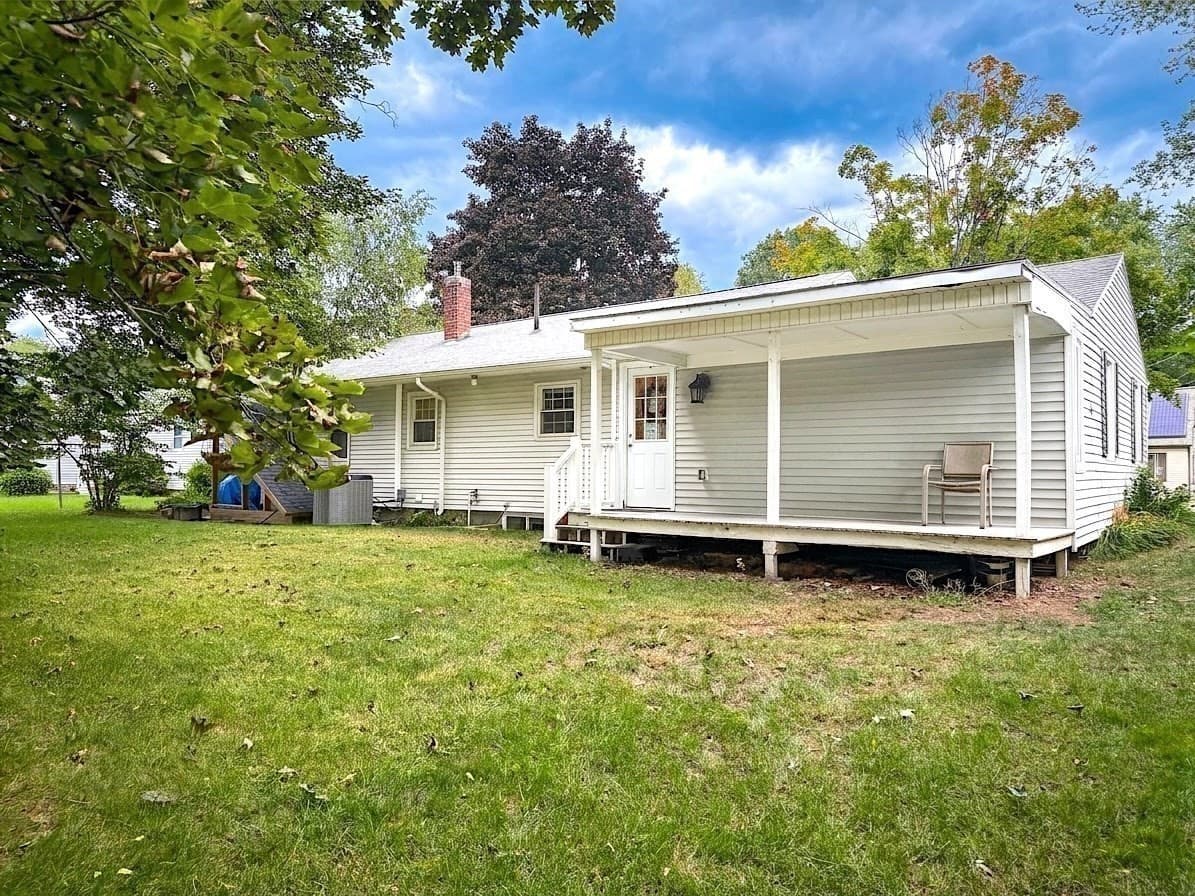 Single Family Residence at 40 Atherton, Nashua NH 03064, Nashua, photo 27 of 39