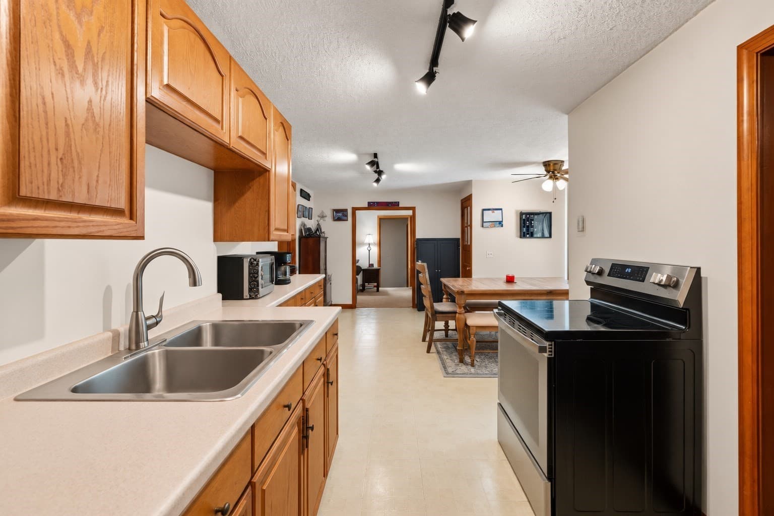Single Family Residence at 138 Fremont St, Taunton MA 02780, photo 15 of 24