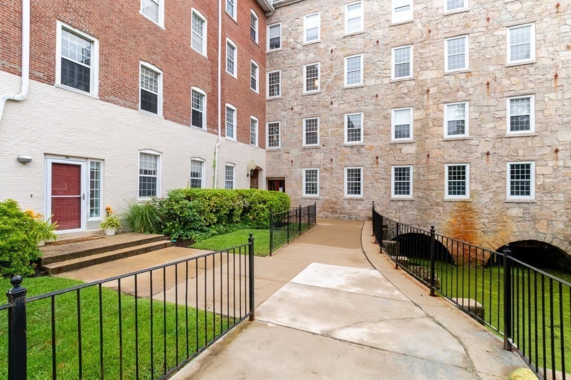 Condominium at 7 S Stone Mill Dr # 403, Dedham MA 02026, Dedham, photo 4 of 28