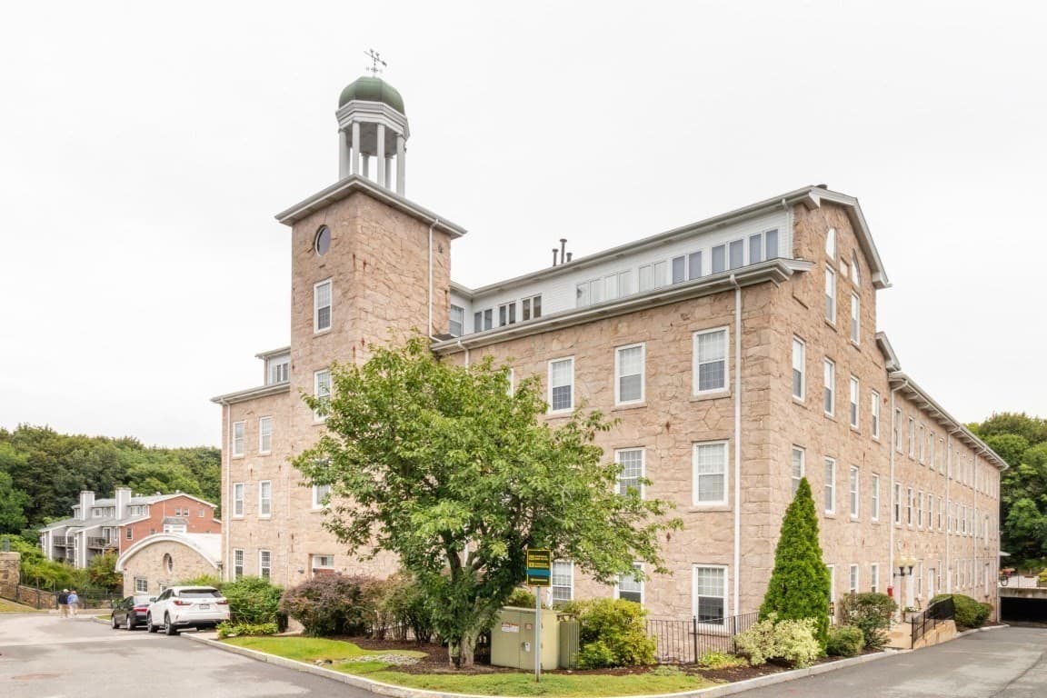 Condominium at 7 S Stone Mill Dr # 403, Dedham MA 02026, Dedham, photo 8 of 28