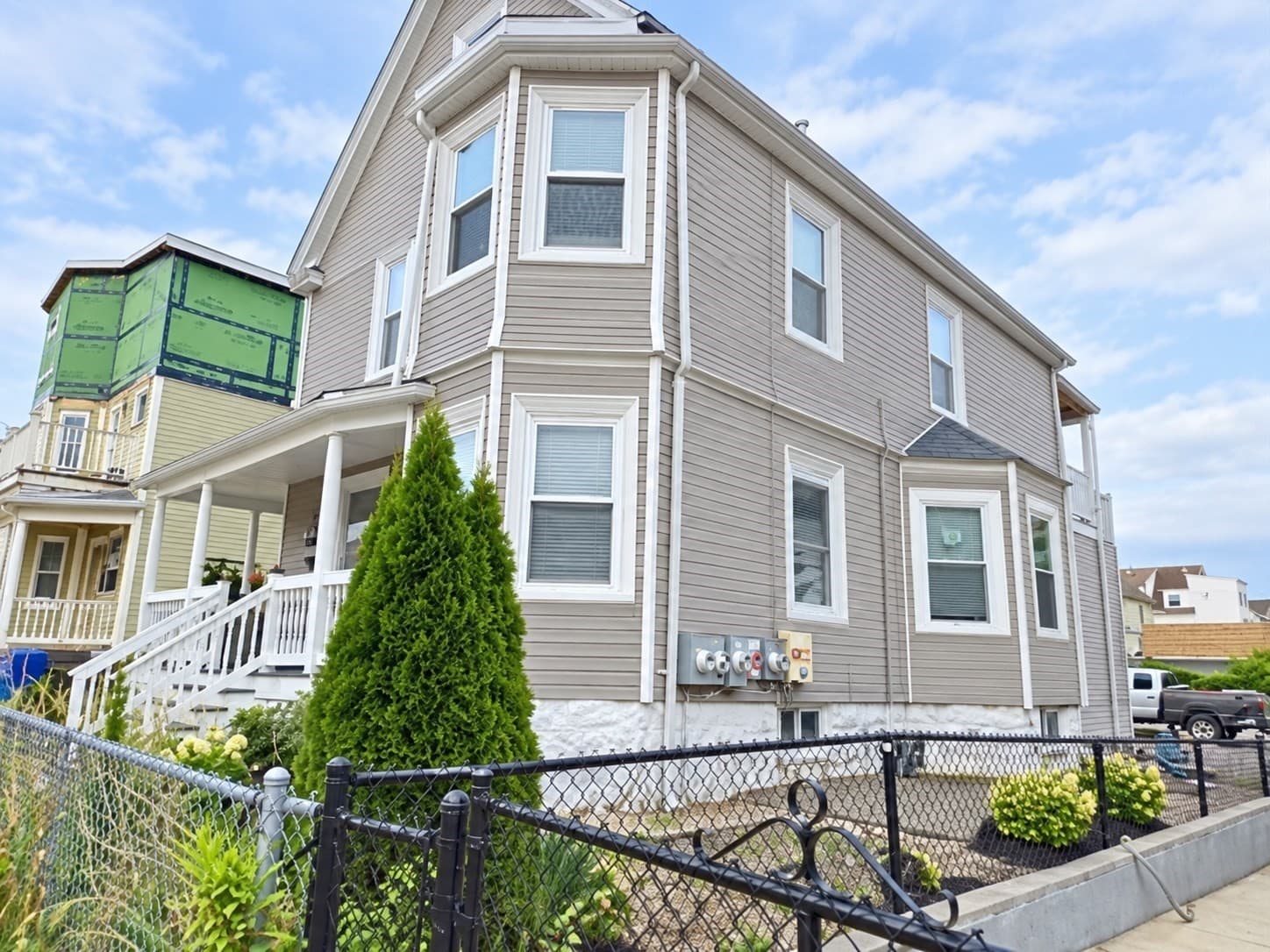 Multi Family at 120 Woodrow Ave, Boston MA 02124, photo 3 of 34