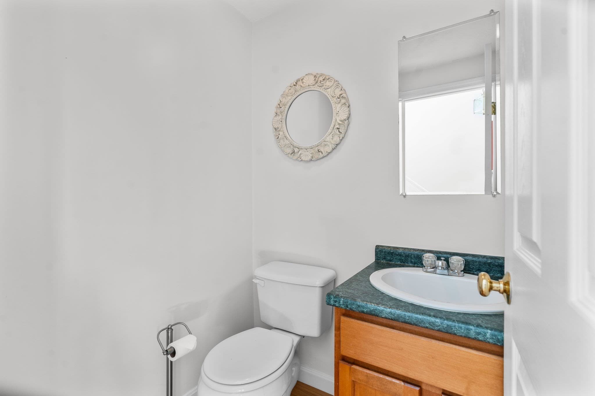 Single Family Residence at 7 Par Three Ct, Mashpee MA 02649, Mashpee, photo 12 of 38