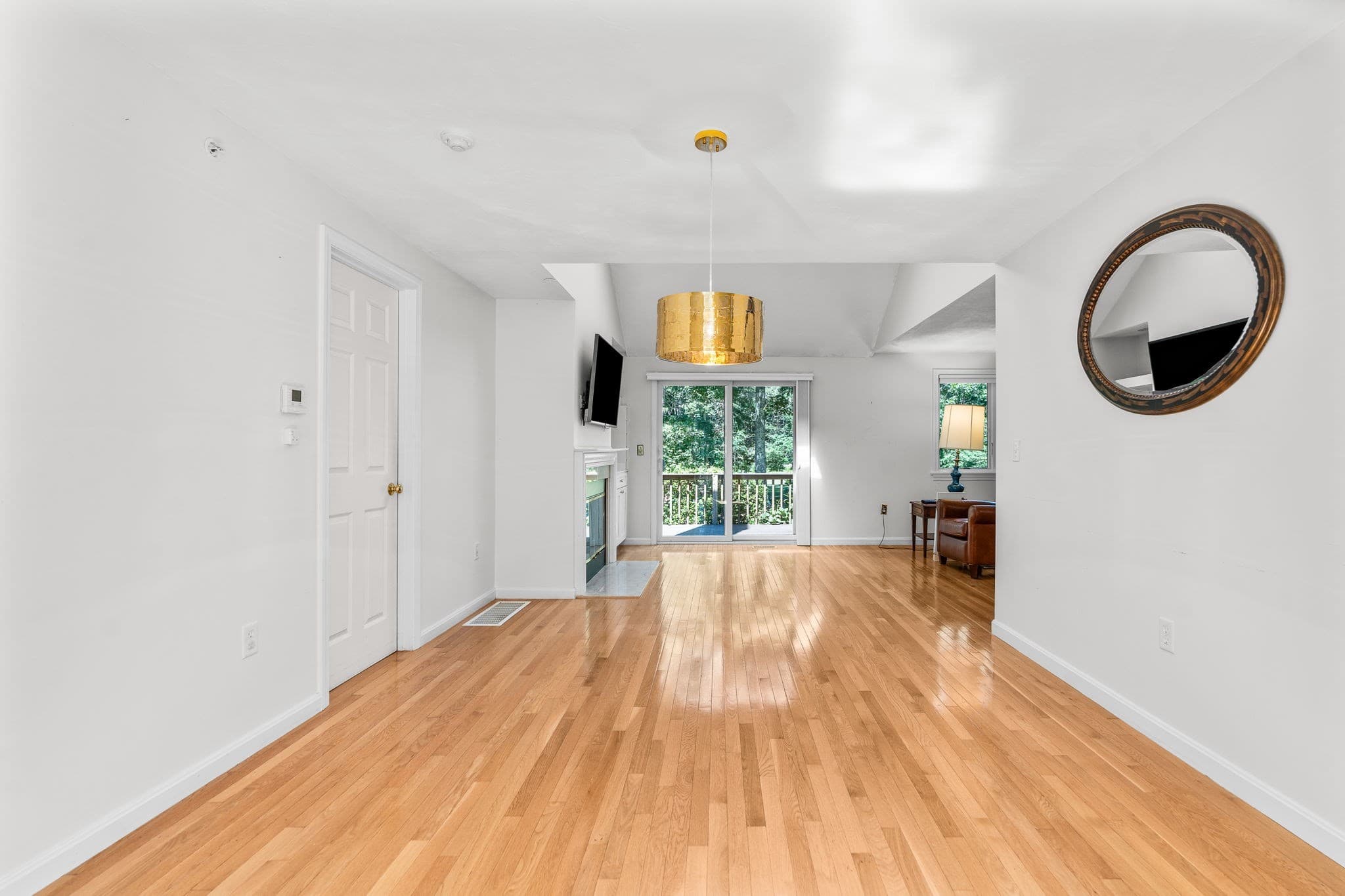 Single Family Residence at 7 Par Three Ct, Mashpee MA 02649, Mashpee, photo 3 of 38