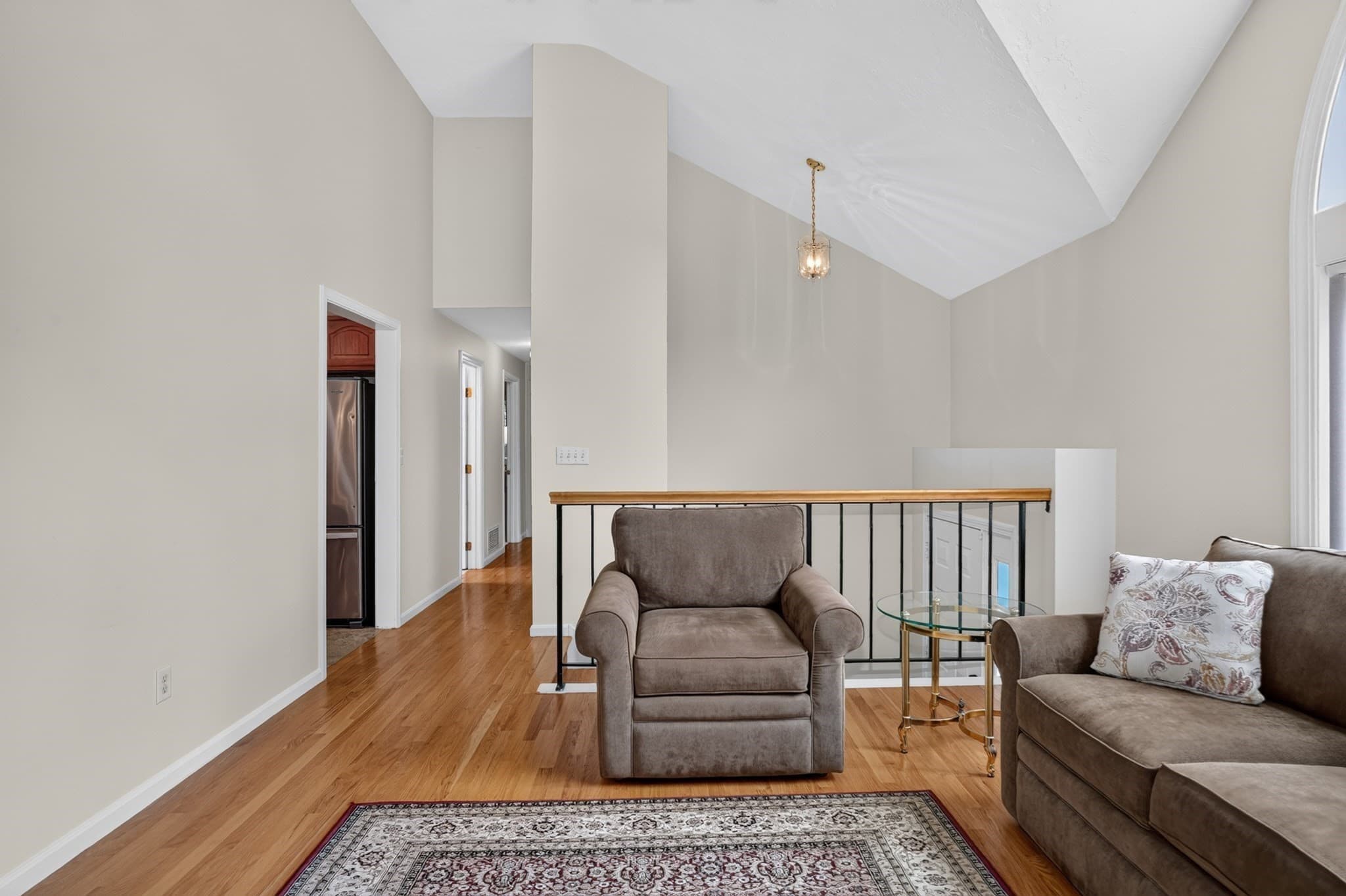 Single Family Residence at 3 Greenside Ln, Worcester MA 01609, Worcester, photo 4 of 25