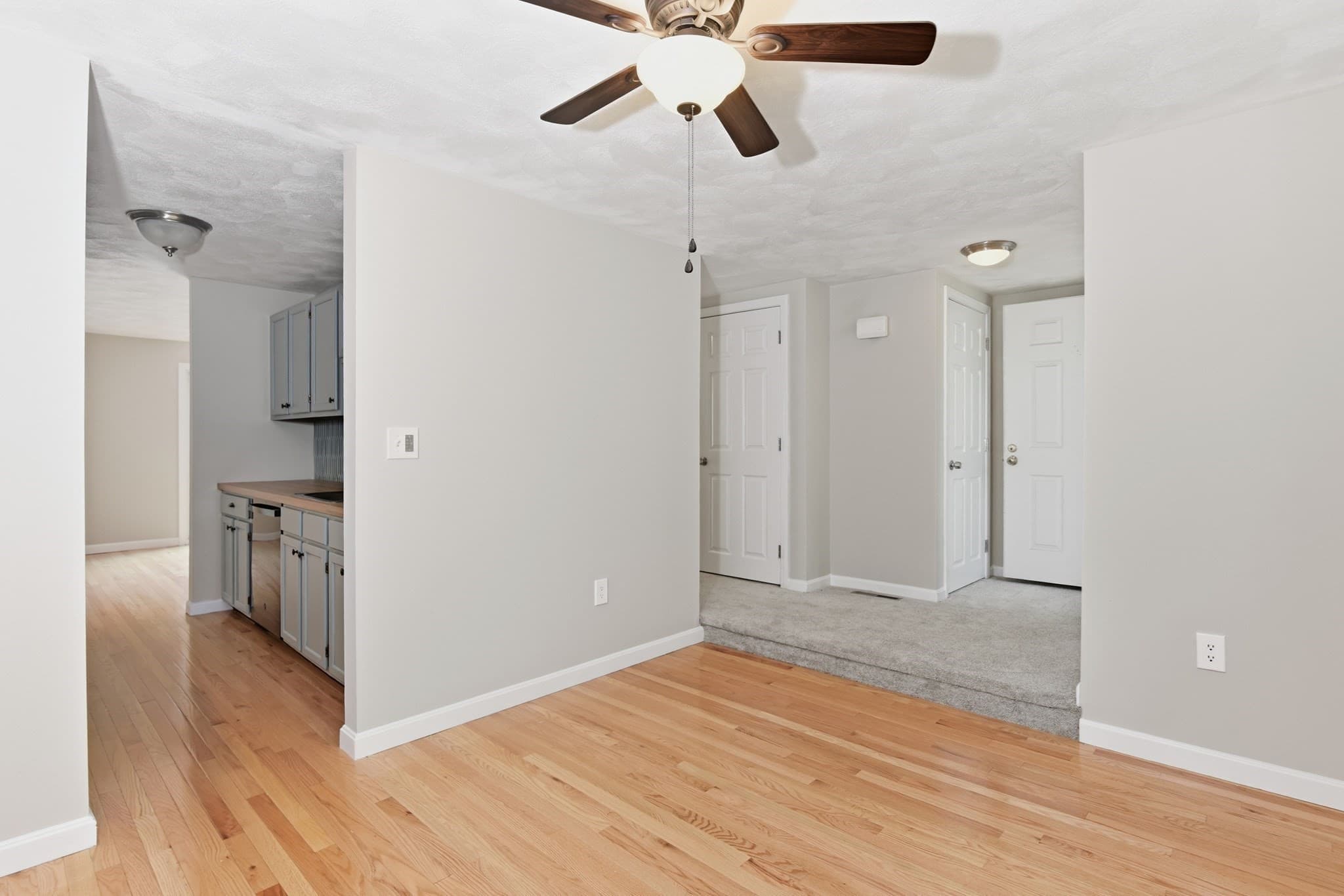 Condominium at 126 Patrick Rd # 126, Tewksbury MA 01876, Tewksbury, photo 11 of 41