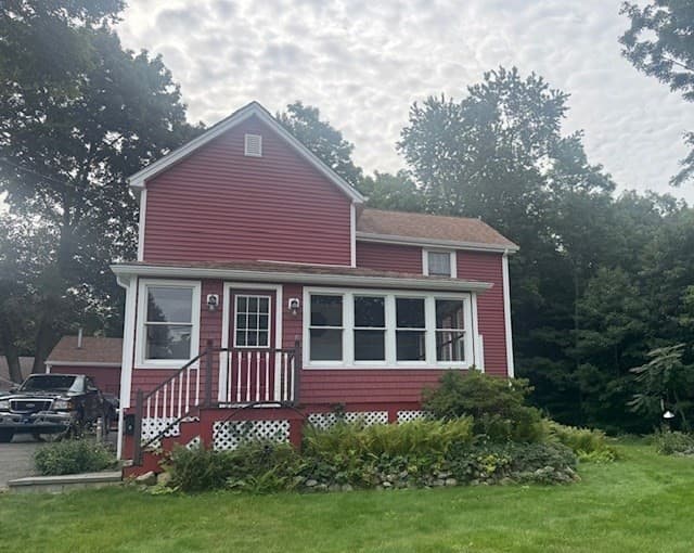 28 Bedford Road, Woburn MA 01801