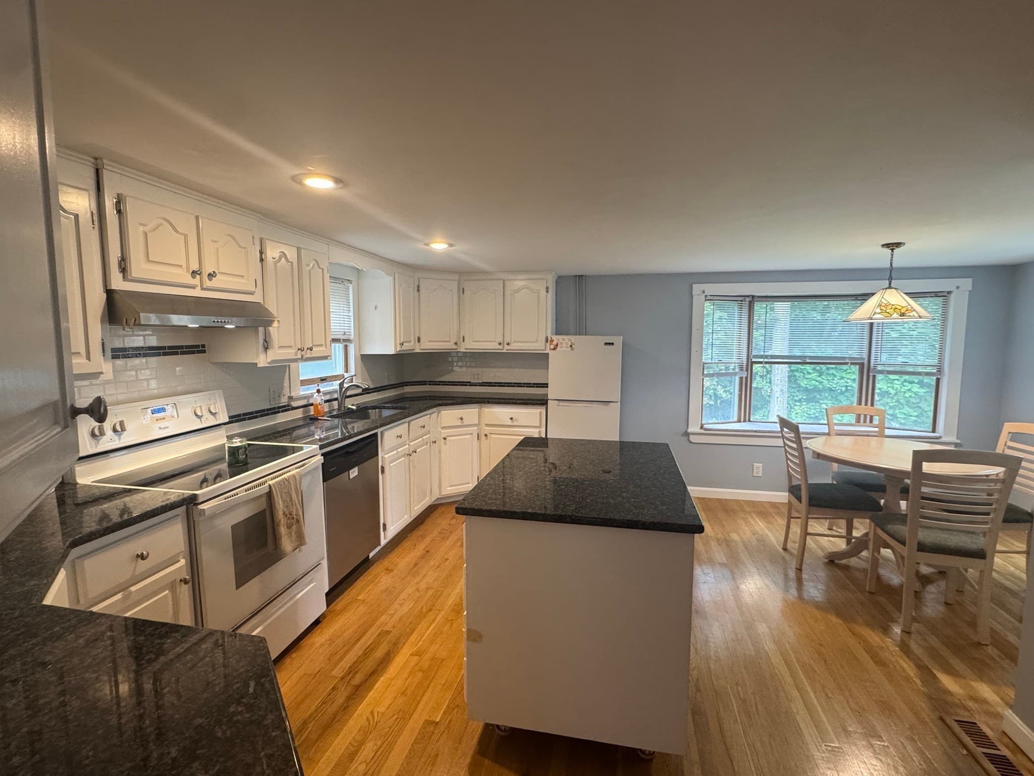 Single Family Residence at 28 Bedford Road, Woburn MA 01801, Woburn, photo 5 of 37