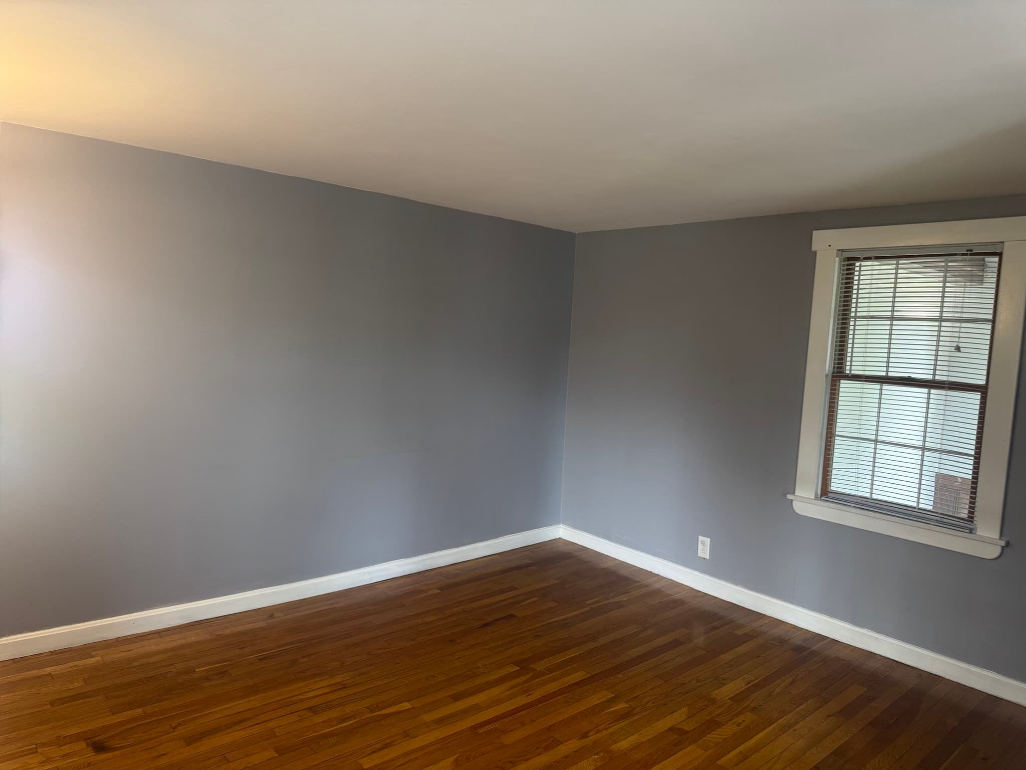 Single Family Residence at 28 Bedford Road, Woburn MA 01801, Woburn, photo 9 of 37