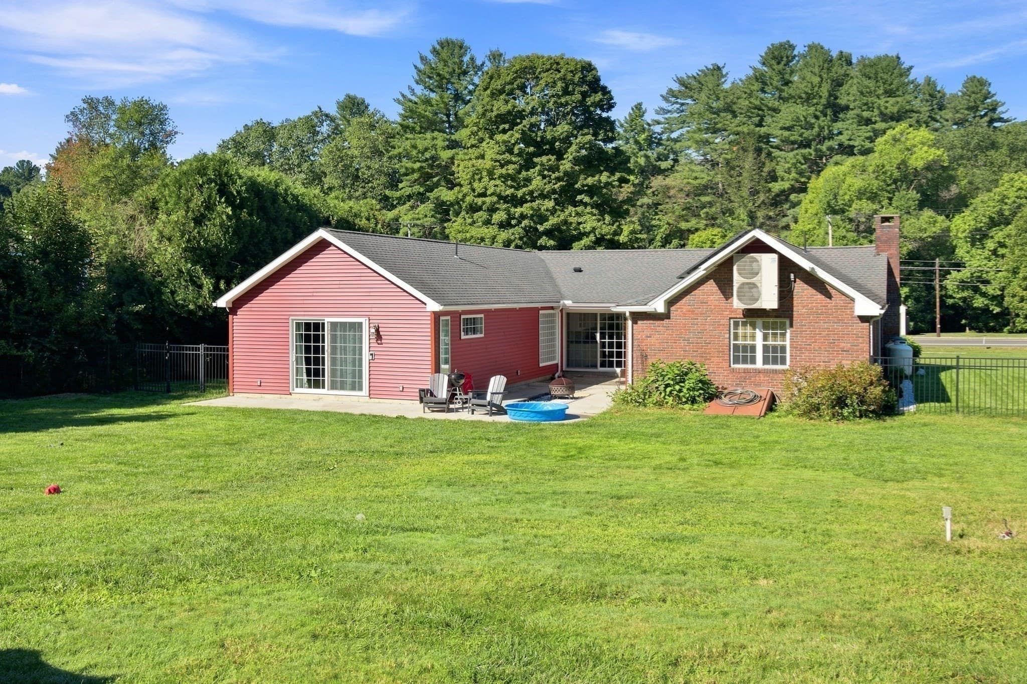 Single Family Residence at 146 Huntington Rd, Russell MA 01071, photo 6 of 28