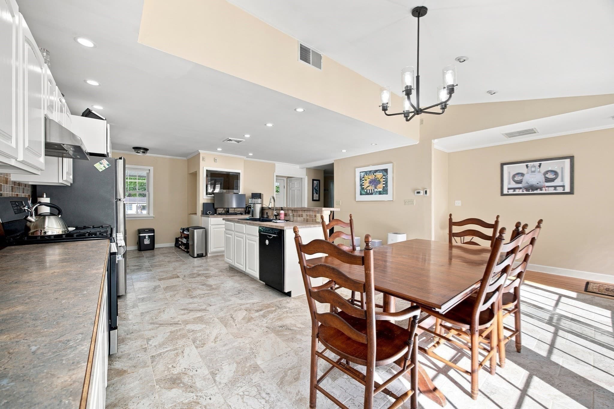 Single Family Residence at 146 Huntington Rd, Russell MA 01071, photo 16 of 28