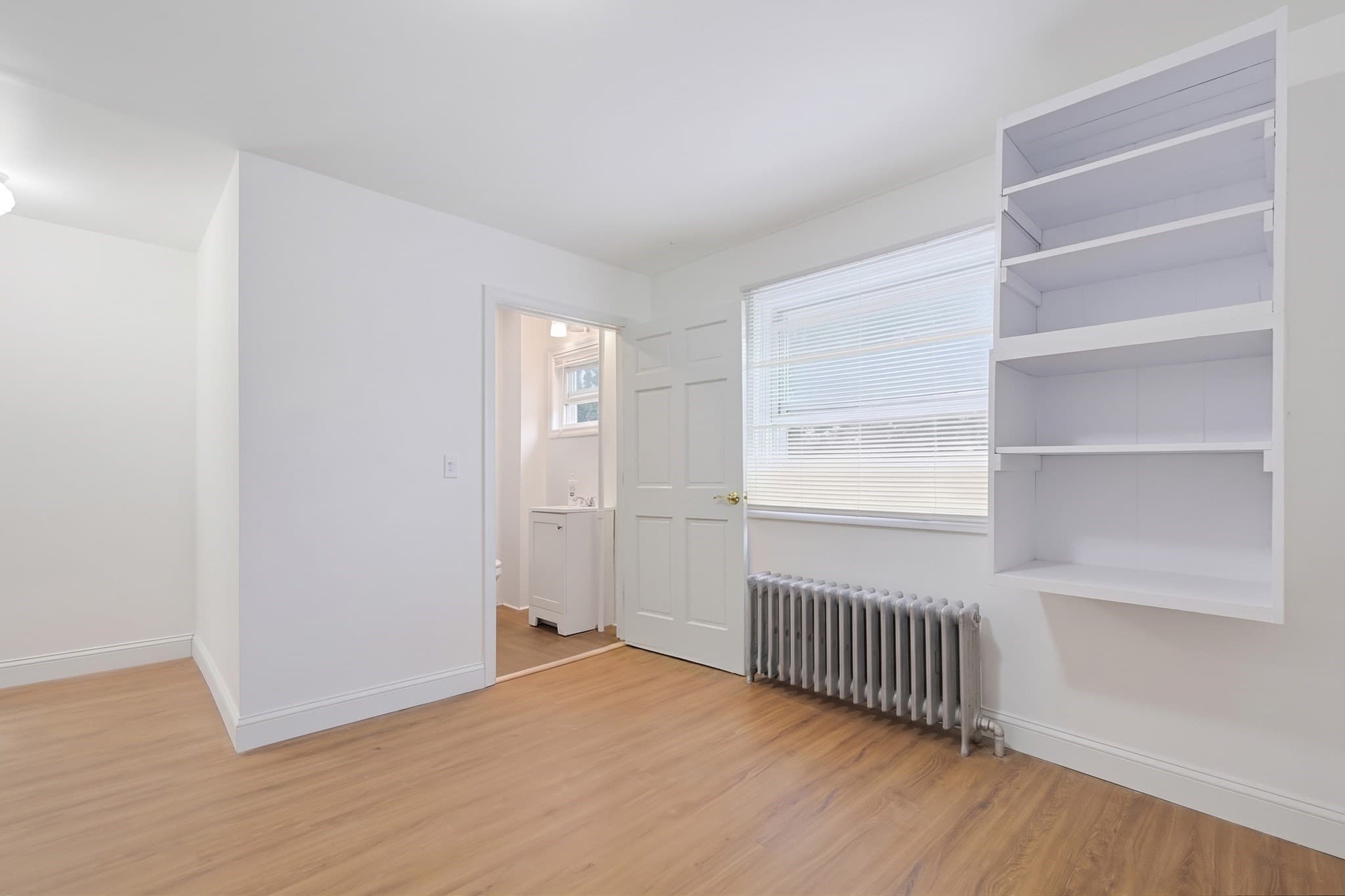 Single Family Residence at 13 Campbell Ave, Leominster MA 01453, Leominster, photo 3 of 32
