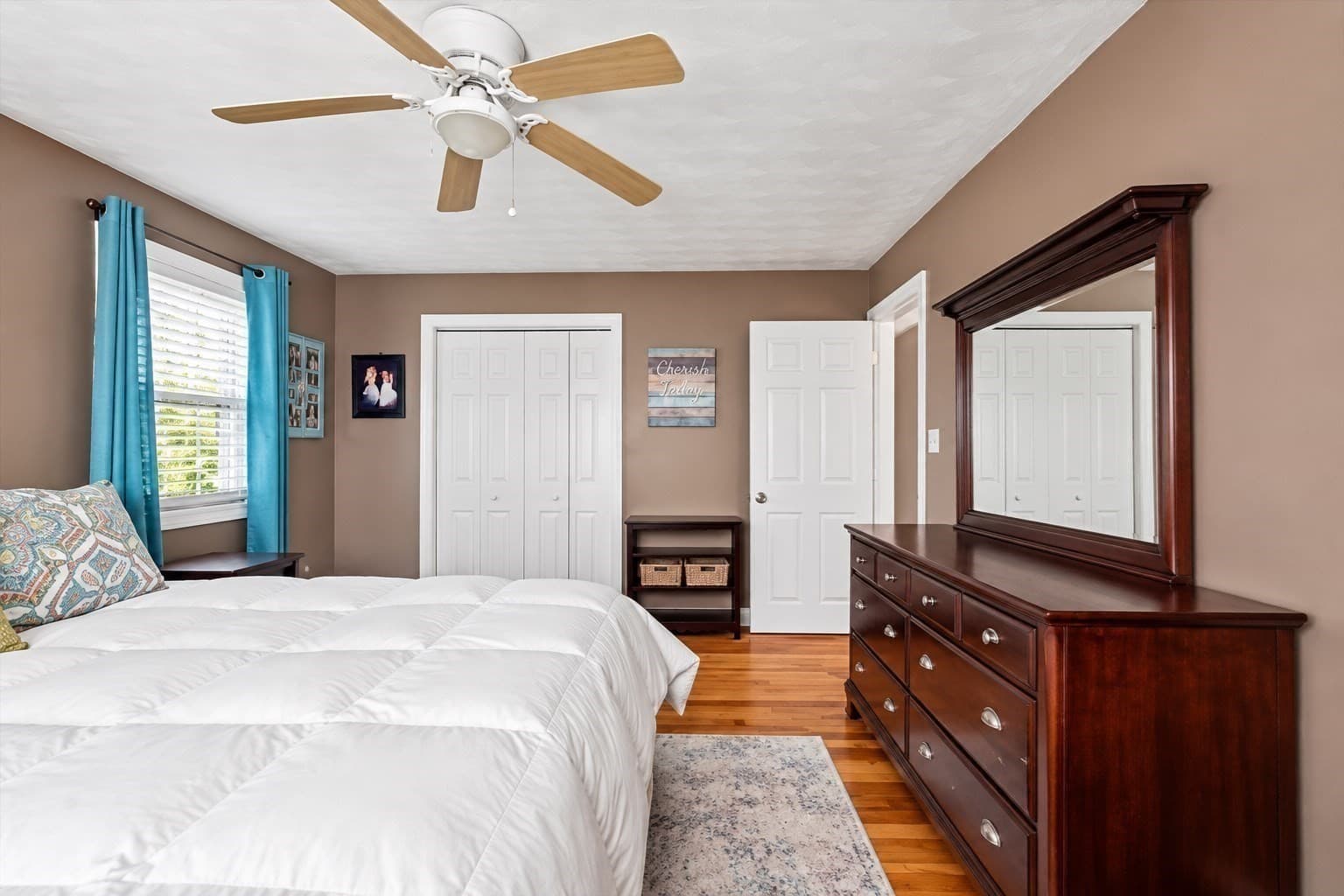 Single Family Residence at 81 Warfield Avenue, Hull MA 02045, Hull, photo 17 of 33