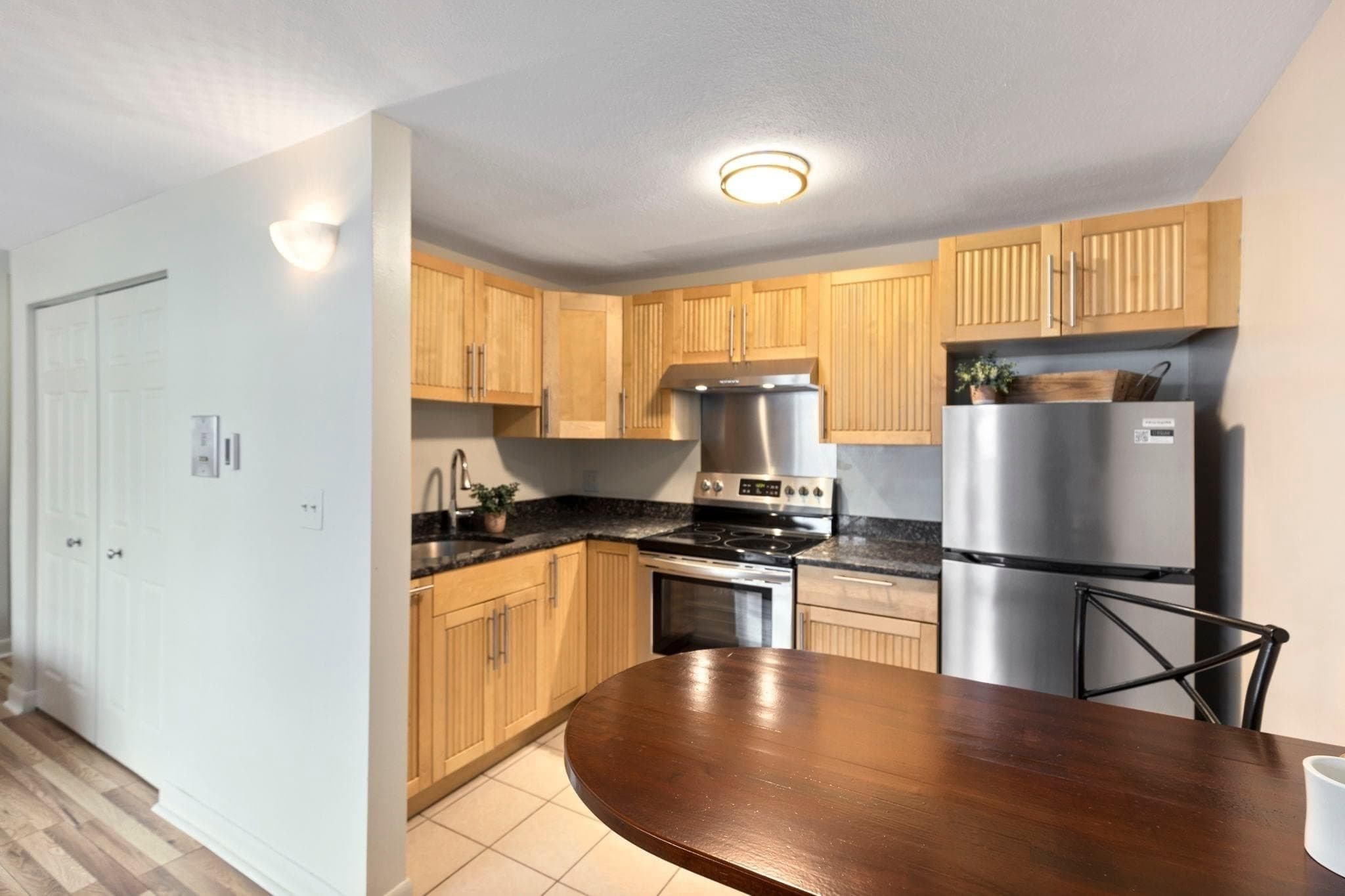 Condominium at 53 Fountain Ln # 8, Weymouth MA 02190, Weymouth, photo 4 of 21