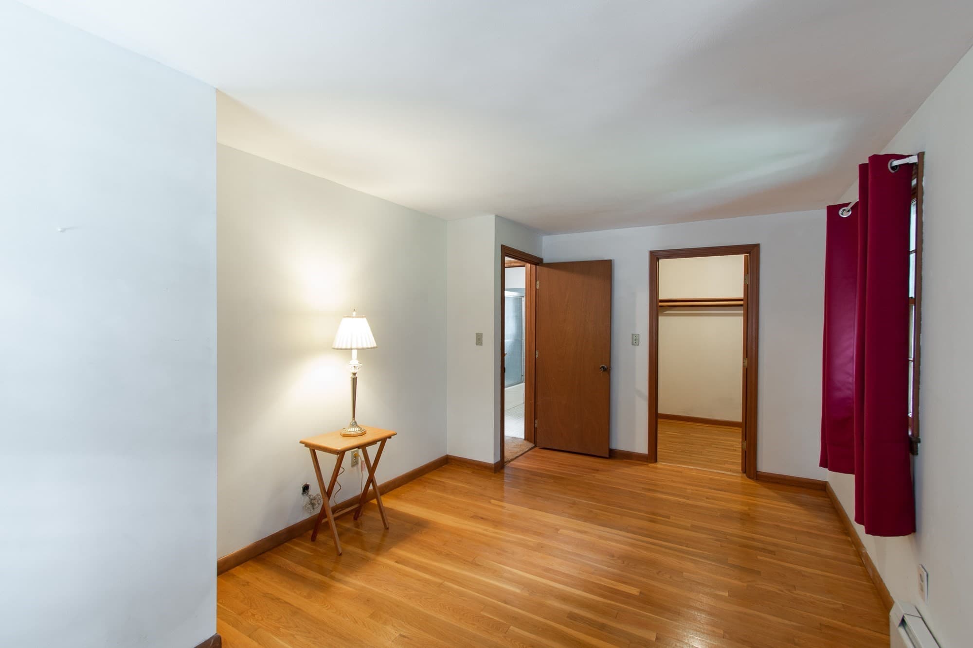 Single Family Residence at 16 Crabapple Ln, Chelmsford MA 01824, photo 13 of 27