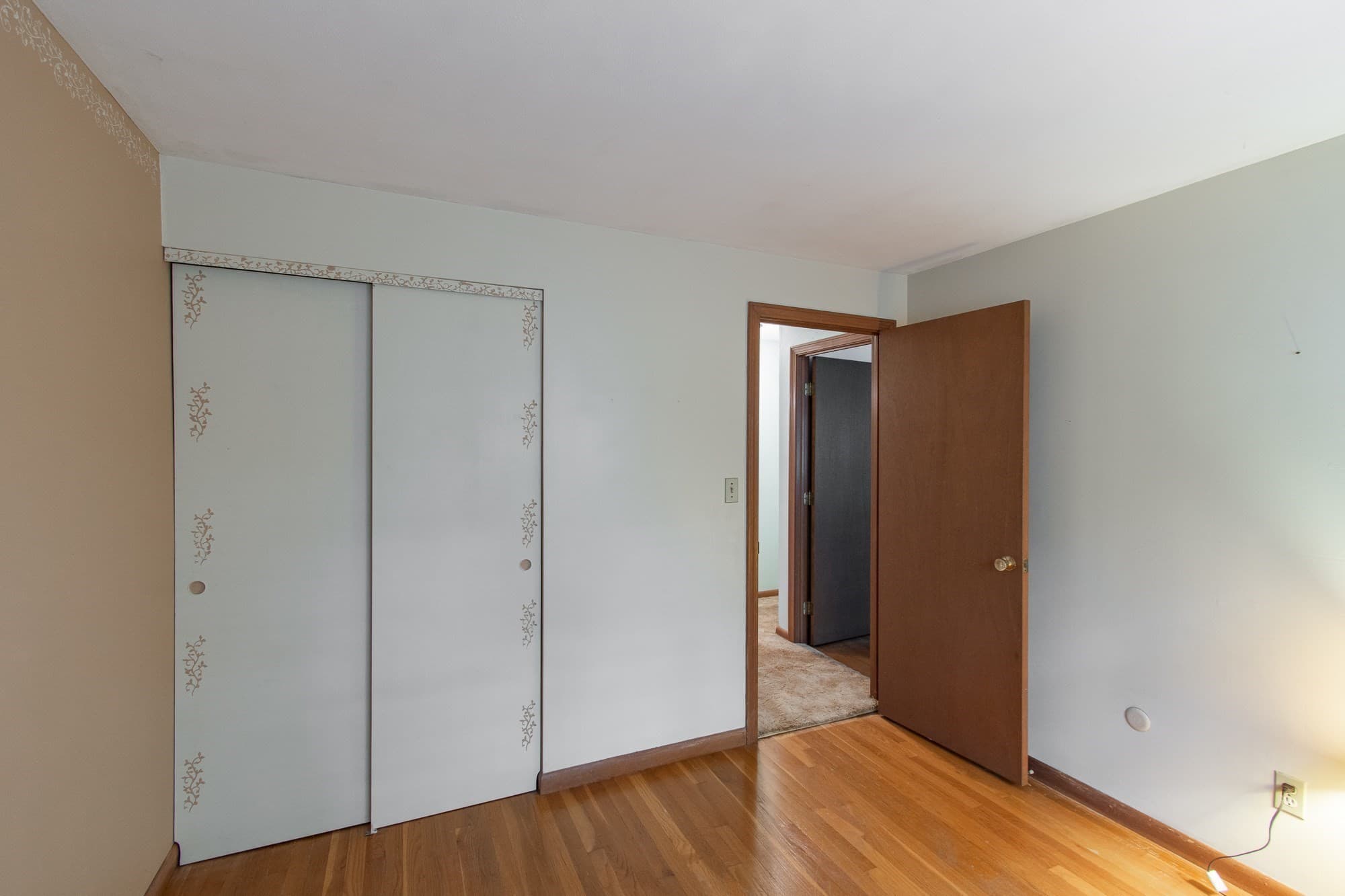 Single Family Residence at 16 Crabapple Ln, Chelmsford MA 01824, photo 18 of 27